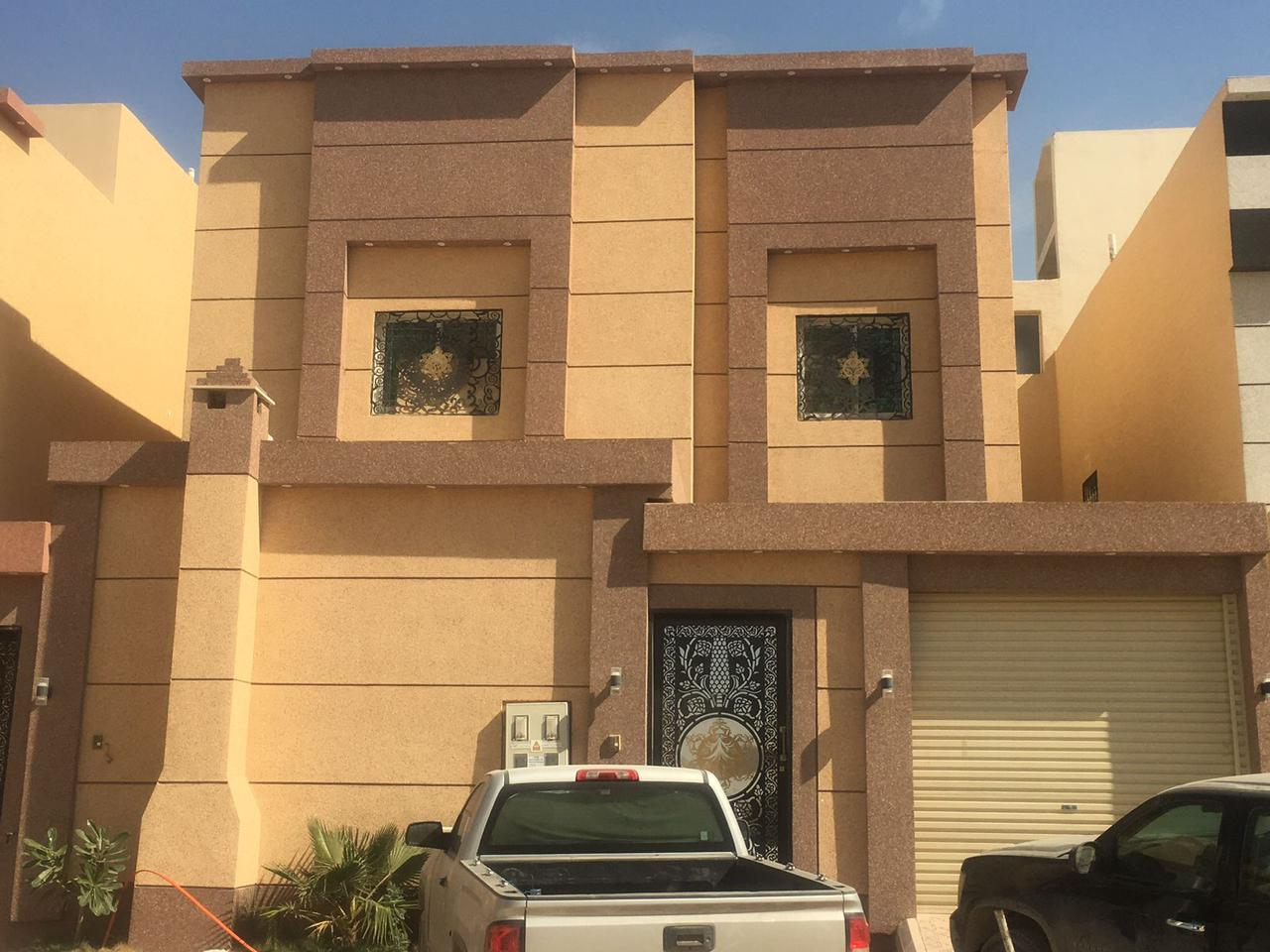 دهان خارجي في الرياض