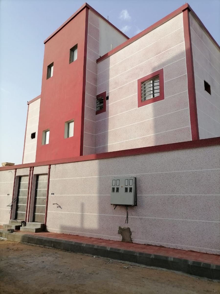 معلم بويات في الرياض